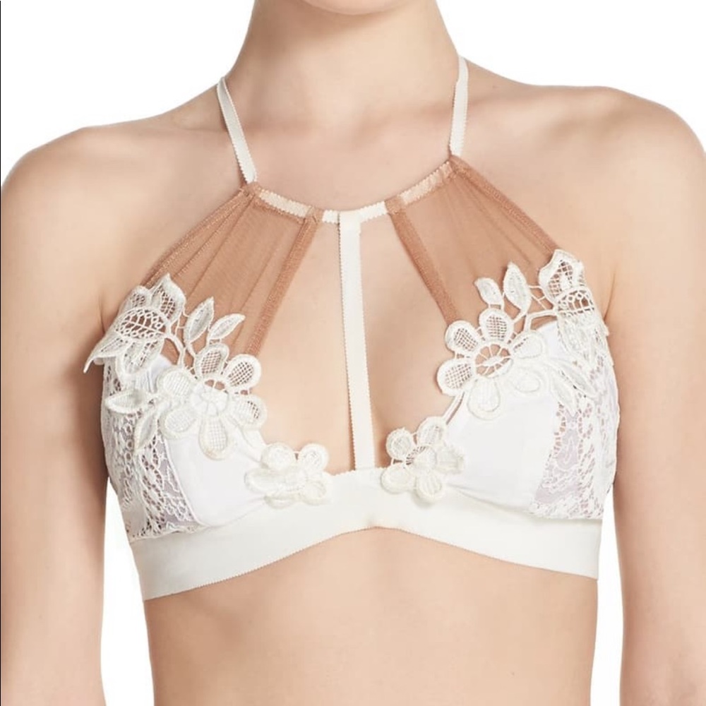 Lucia halter bra - Picture 10 of 16